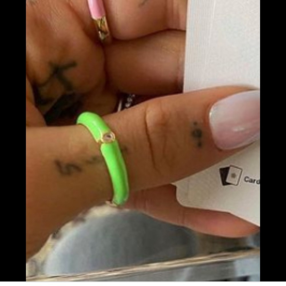 Ariana Grande rings